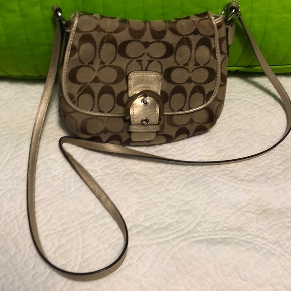 Coach shoulder bag - Picture 1 of 4